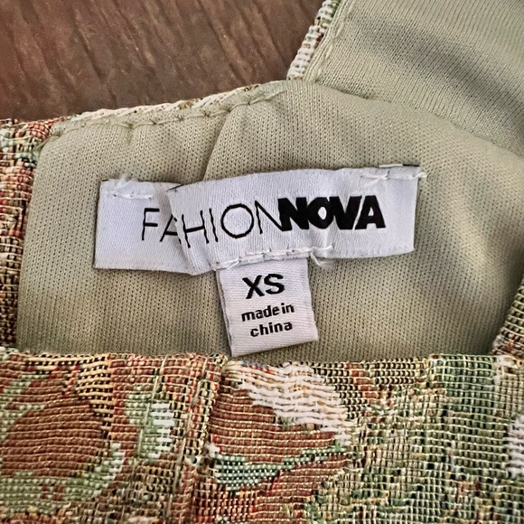 Fashion Nova Green and Brown Tapestry Corset - Picture 2 of 3